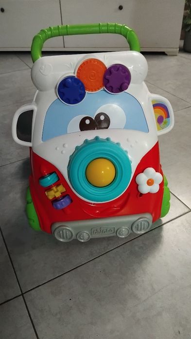 Carrinho primeiros passos chicco