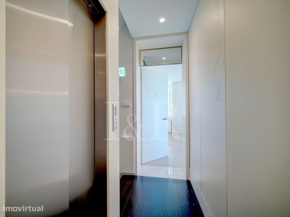 Apartamento T2 com vista rio, Estrela, Lisboa