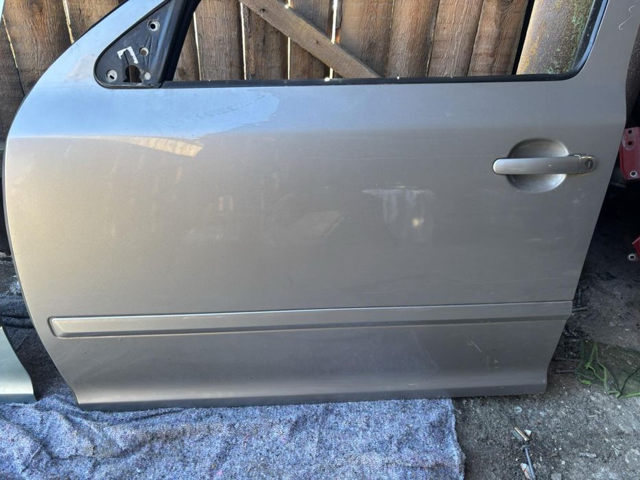 Дверка шкода октавія а5 skoda octavia a5 під покрас