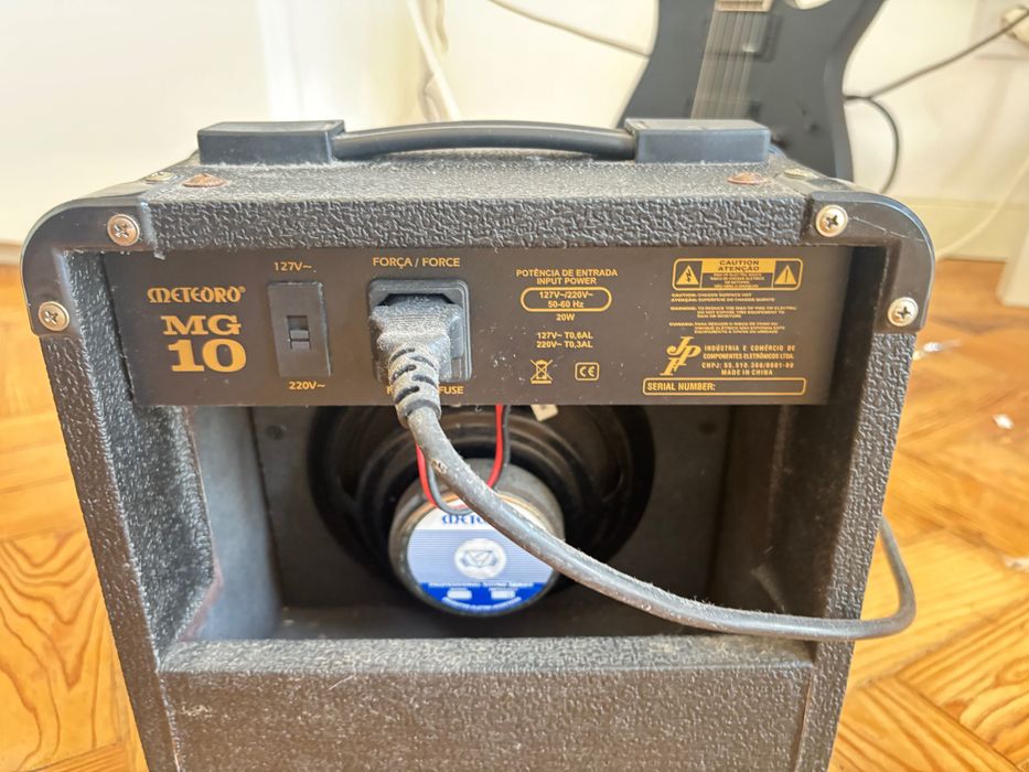 Amplificador Meteoro MG-10