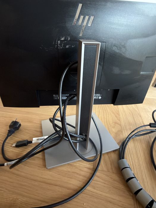 Monitor HP EliteDisplay E243