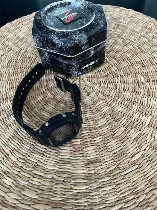 Часы Casio G-Shock