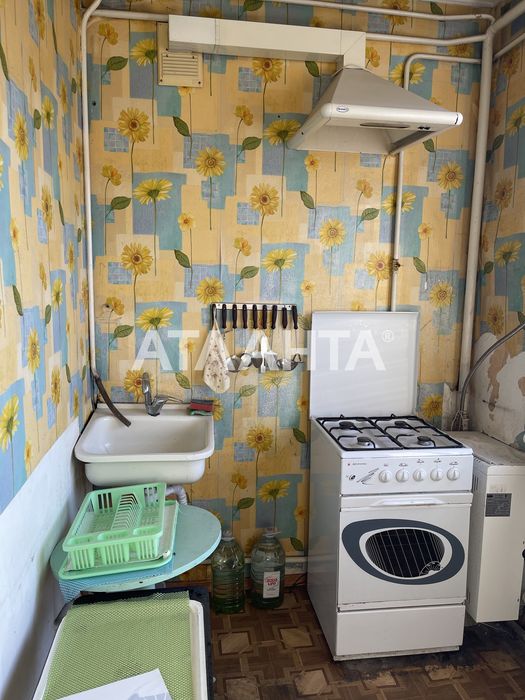 Продаётся квартира под ремонт в пгт. Таирова
