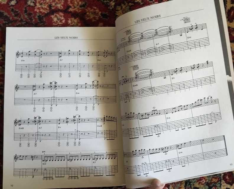 Livro de Partituras Django Reinhardt por Marcel Dadi