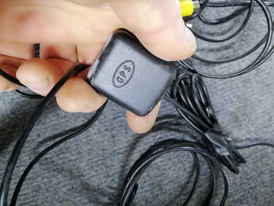 жпс трекер антена до магнітоли