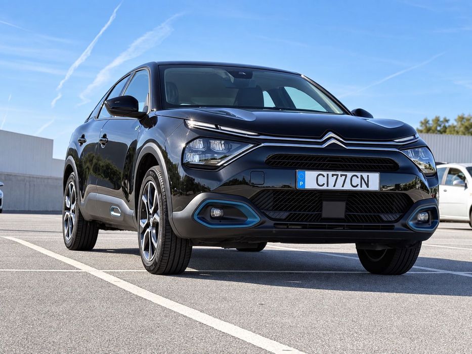 Elétrico Citroën ë-C4 Feel Pack 50 kWh | 340klm | 28.900 km | 12/2023 — photo 2