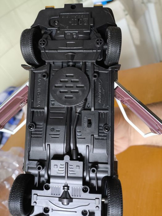 Toyota AE86 Trueno Panda 1/24 Initial D