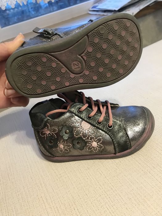 Черевички святкові червоні та сріблясті