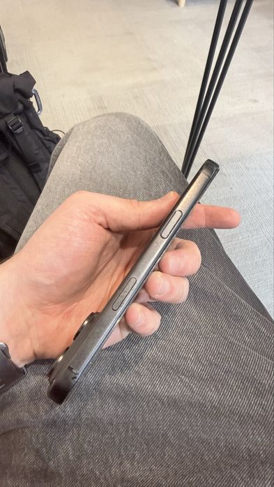 Iphone 17 pro 256 BLACK edition  профісійний перекрас з Єміратів