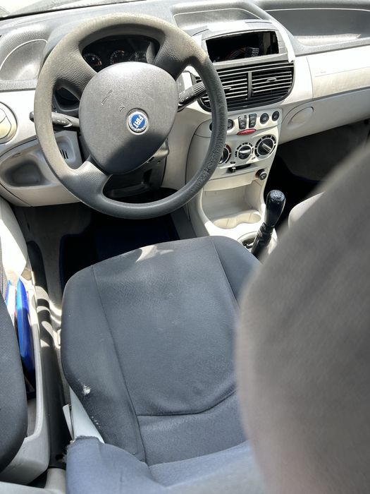 Punto 2004 a gasóleo  motor de arranque avariado