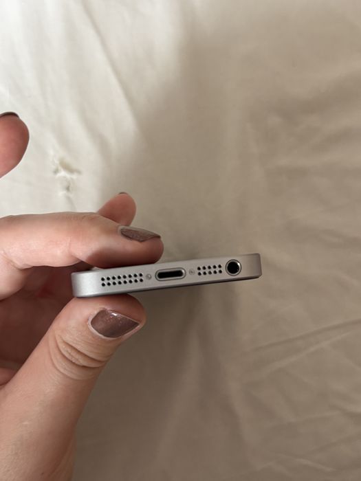 Telefon Iphone SE