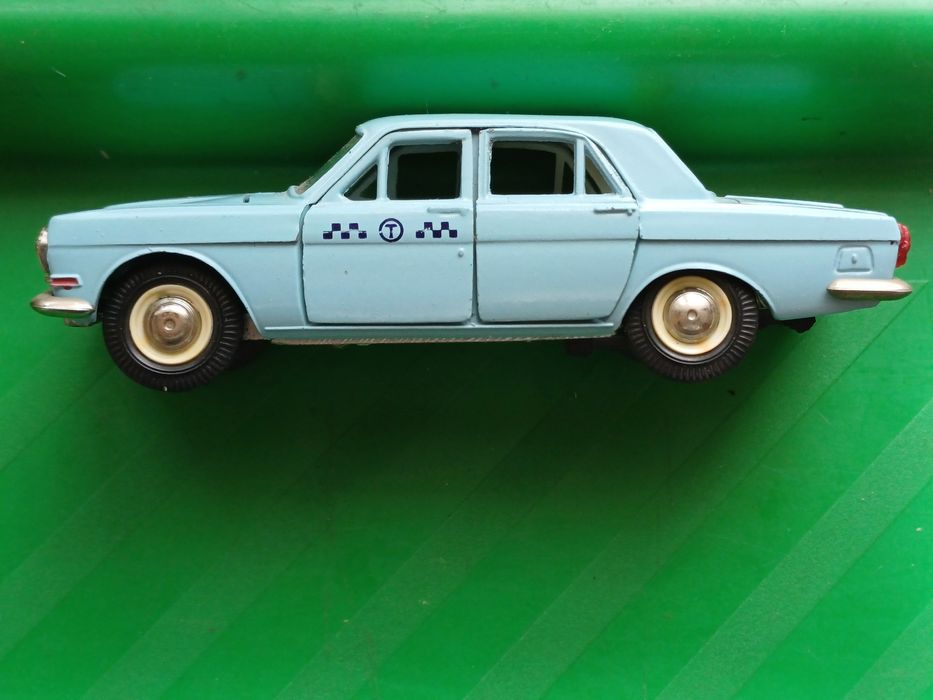 Модель авто СССР. Волга 2401 .1:43.