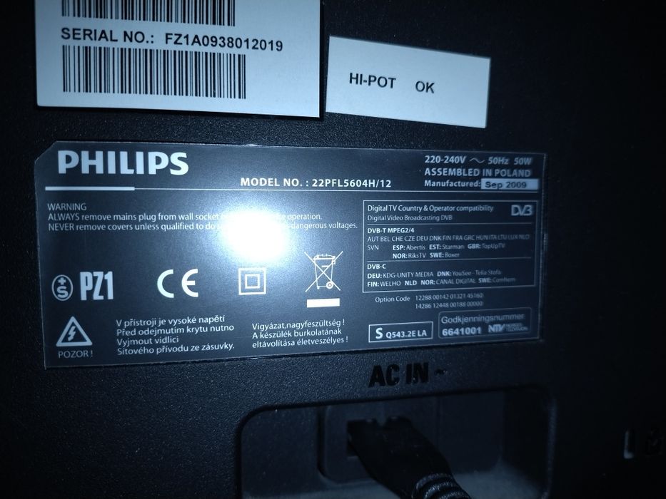 Komputer stacjonarny  zestaw: komputer, monitor, mysz+klawiatura