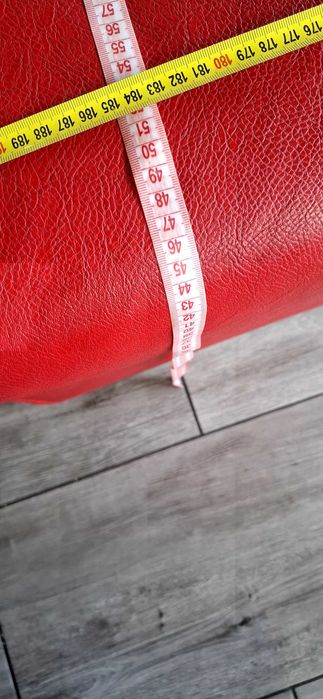Duża kanapa rozkładana z ekoskóry