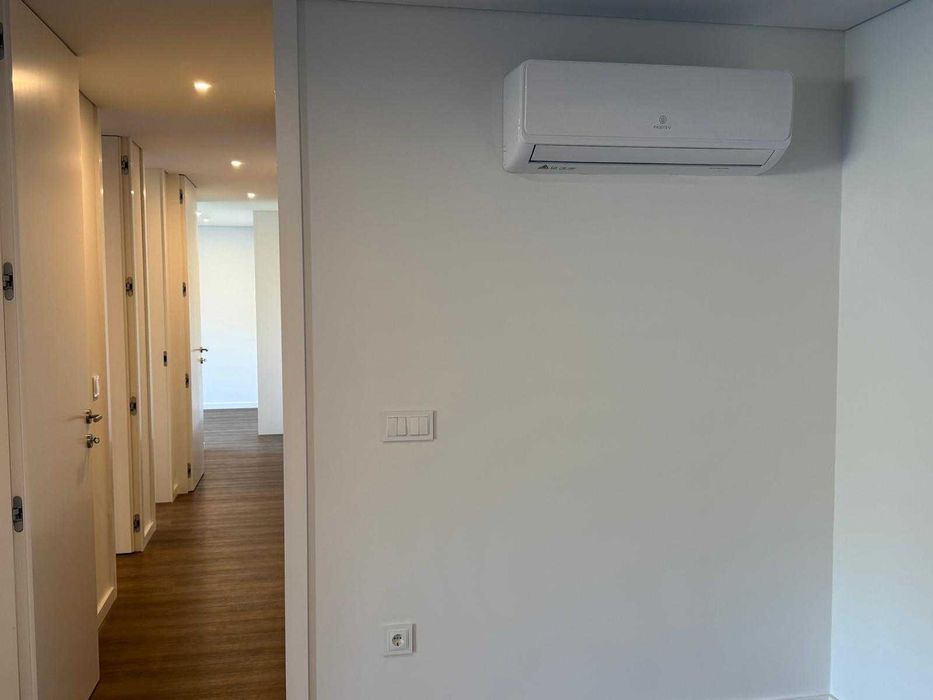 APARTAMENTO T3 NOVA CONSTRUÇÃO EM FERREIROS-BRAGA