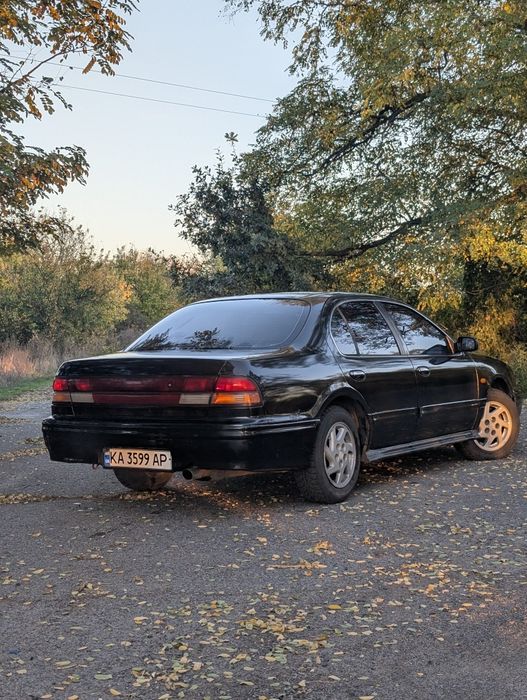 Срочний продаж Nissan maxima a32 3.0 автомат