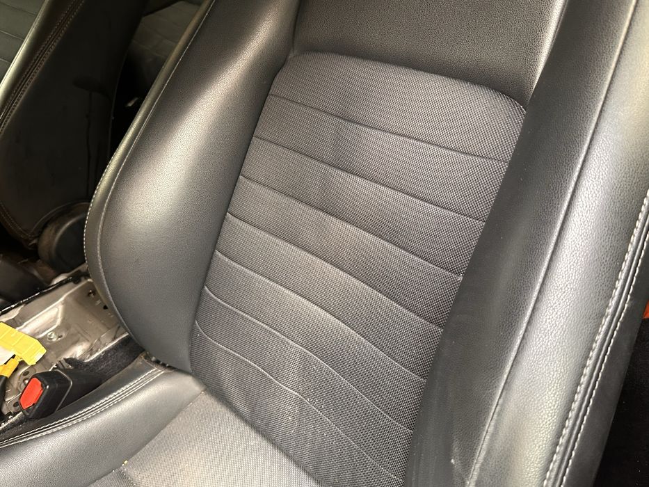 Lexus is 300h lll 2014r