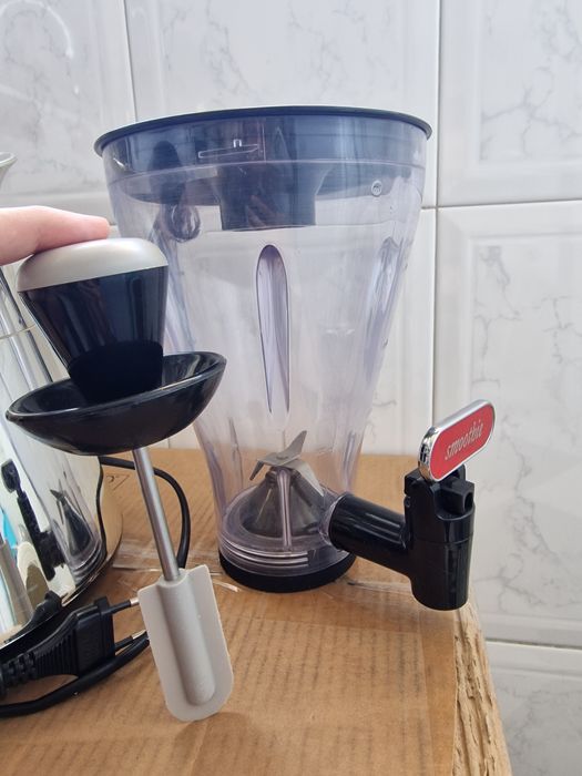 Liquidificadora Kenwood como nova