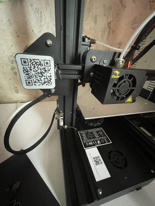 Продам 3D принтер Ender-3