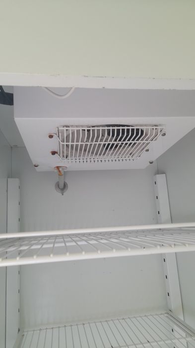 Продам холодильный шкаф