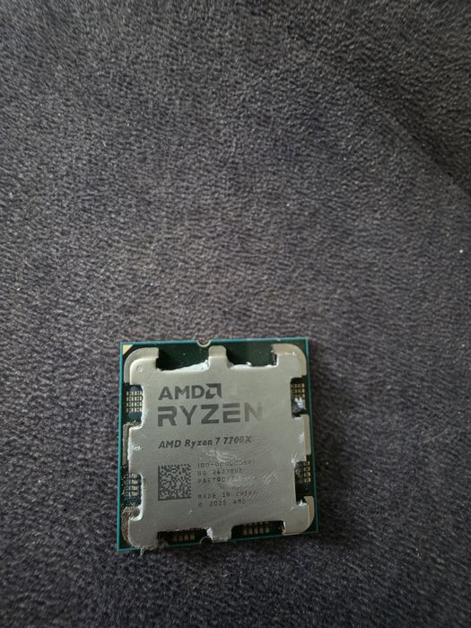 Amd Rayzen 7 700x