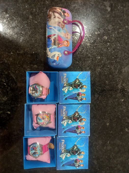 3 Relogio de criança "frozen" e 1 pochete