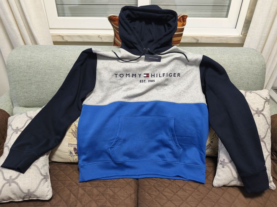 Sawertshert TOMMY HILFIGER para homem