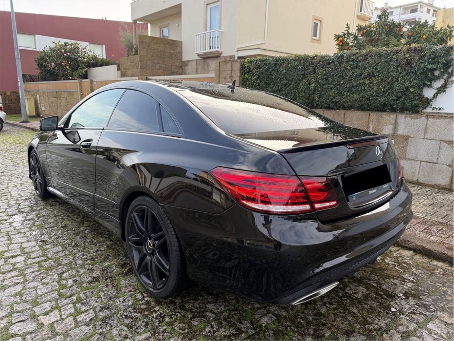 Mercedes E 220 Coupe AMG Poucos Km Como novo