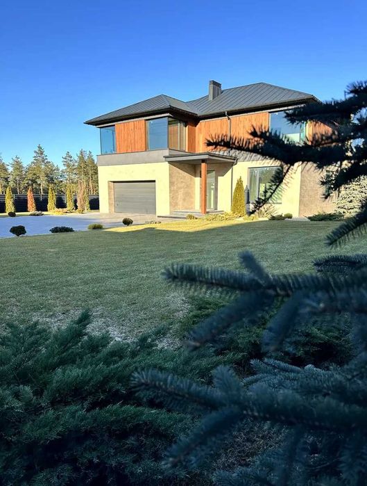 Будинок 293м2 в котеджному містечку в с. Ходосівка, 19 соток, 850000уо