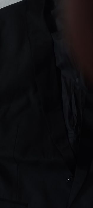 Blaizer cinza escuro com lapela em preto