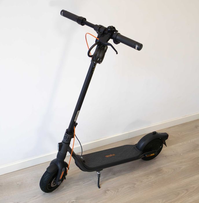 NineBot KickScooter F2 Pro Trotinete Eletrica com Caixa Original