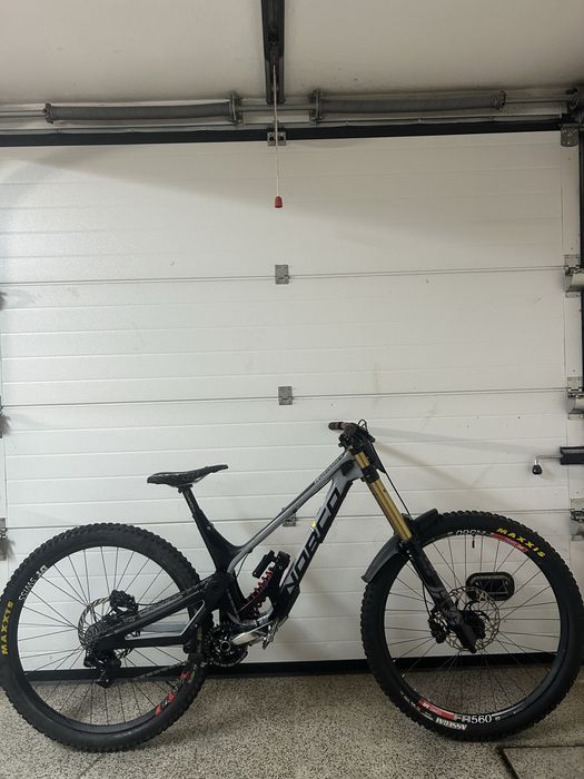 Bicicleta Downhill Norco