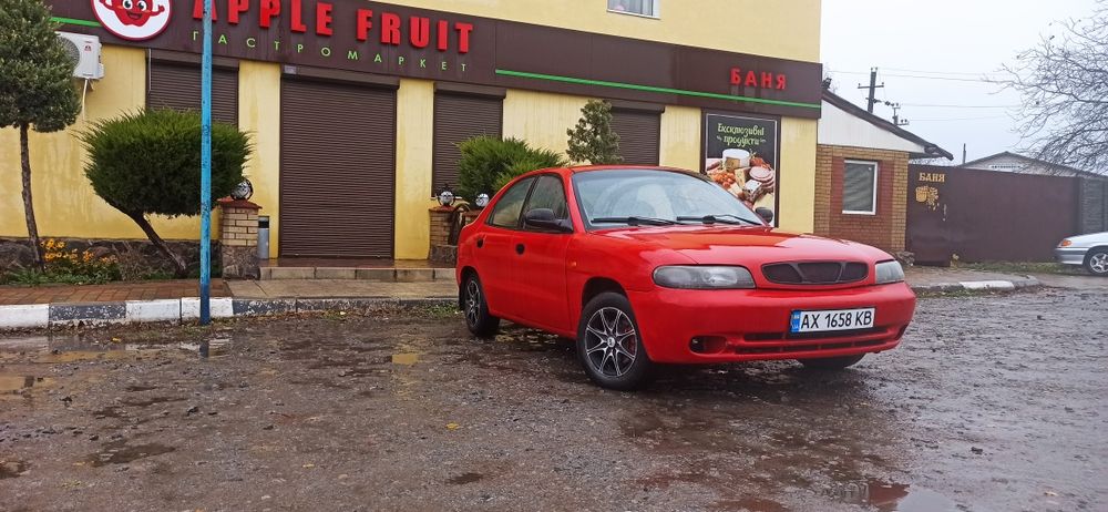 Daewoo    Nubira Хетчбек
