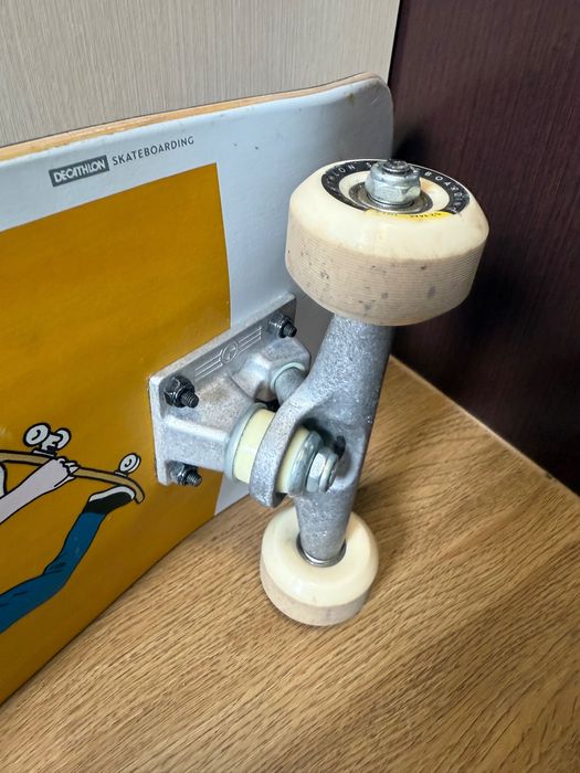 Deskorolka biała używana