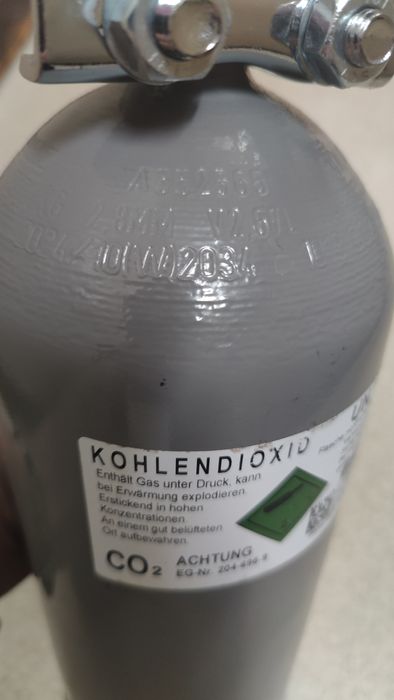 “CO2 система Eheim Complete Set 600 балон 2кг до 2034”