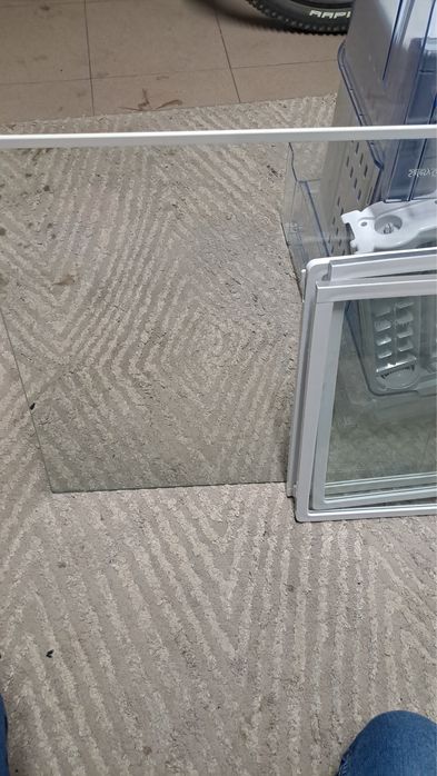 Półki szklane do lodówki Beko