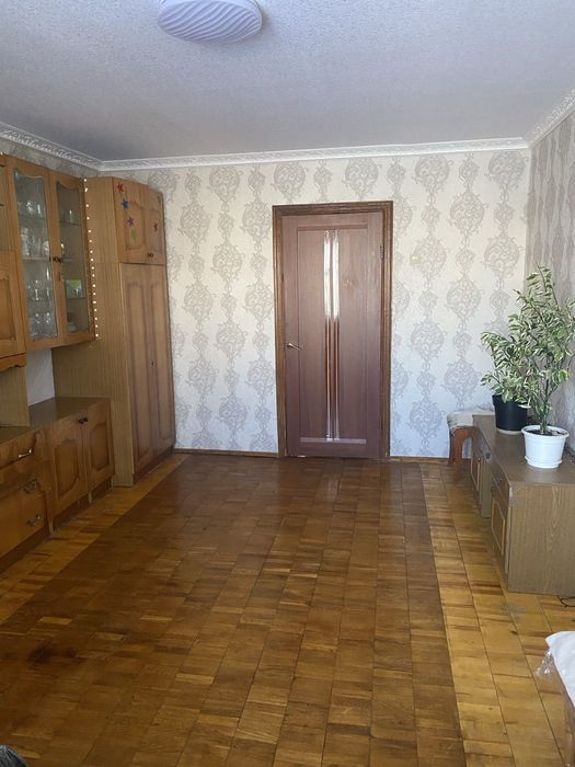 Квартира 4х кімнатна