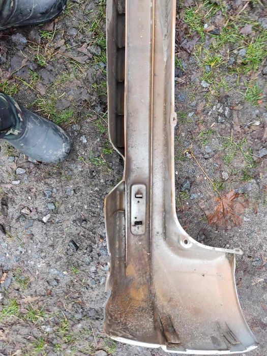 бампер задний ваз 21111