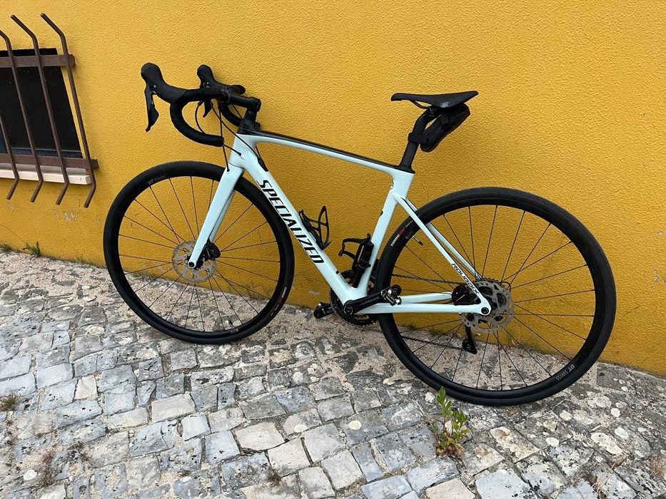 Bicicleta SPECIALIZED ROUBAIX SPORT 2021, em Carbono, tamanho 54