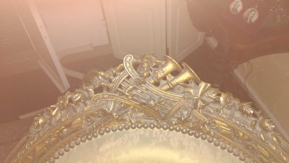 Cadeiroes em Talha Dourado