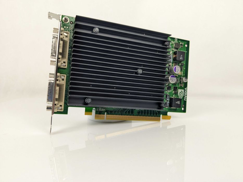 Kolekcja kart graficznych ATI FirePro Matrox Radeon Quadro 256MB 512MB