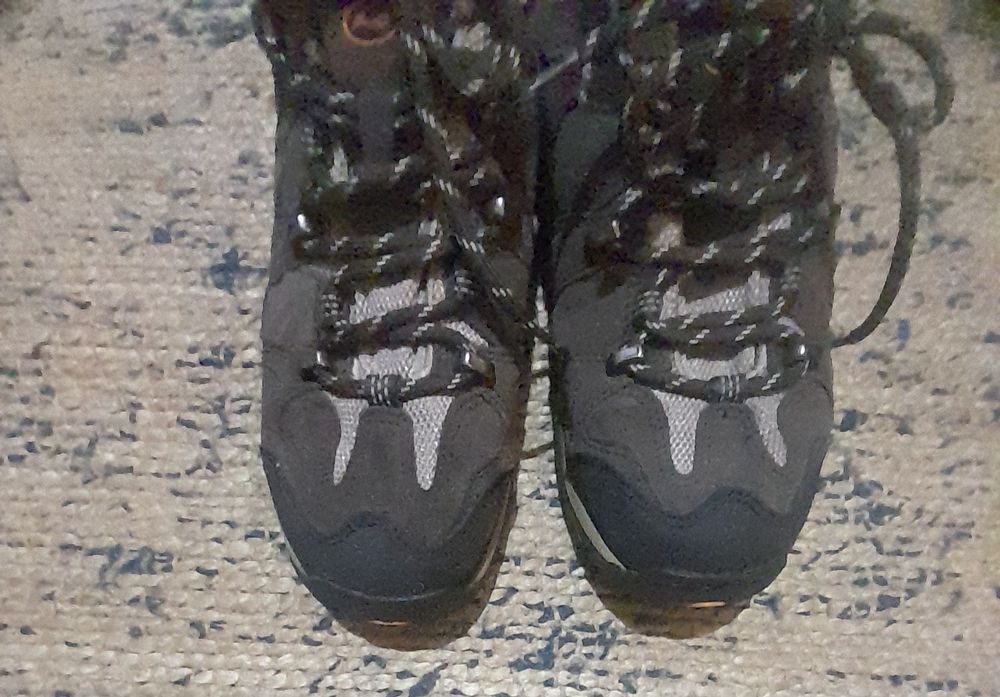 Tênis rockland novos