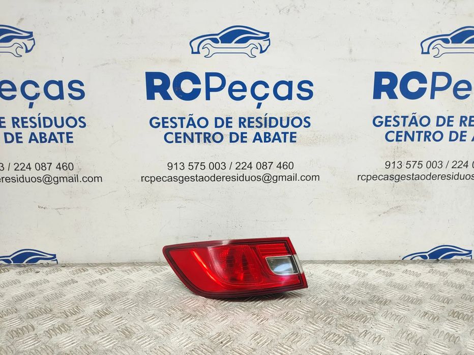 Farolim traseiro trás esquerdo original Renault Clio IV Carro Fase 1