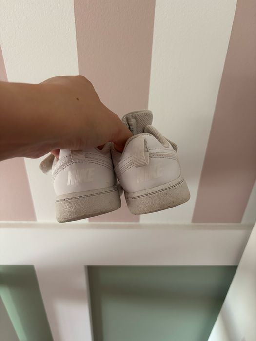 Buty dziecięce Nike 27