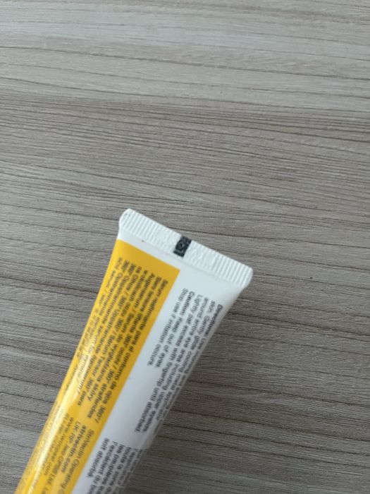 Strivectin Tighten & lift Peptight 360 serum ujędrniające pod oczy