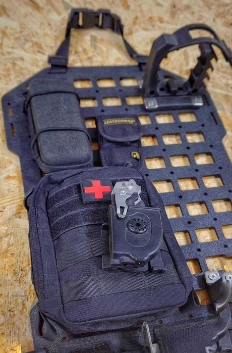 Панель Molle на спинку сидіння ABS 3mm 58*36см