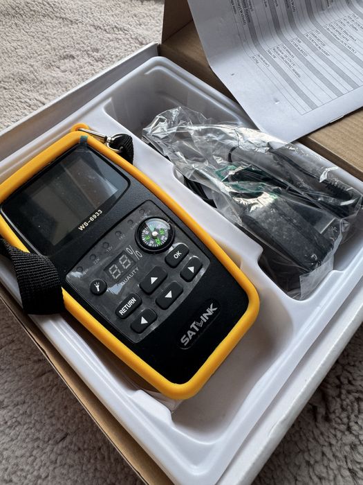 Miernik satelitarny DVB-S2 WS-6933 z wyświetlaczem