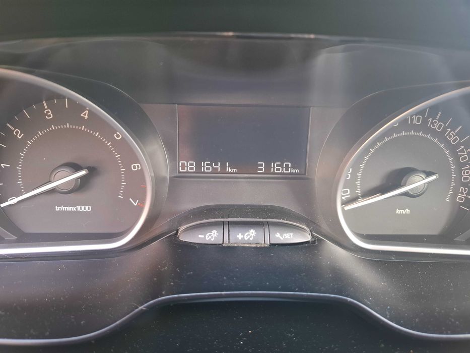 Peugeot 208 1.2 81.500km 82cv 2017