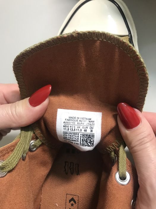 Продам Взутя Converse