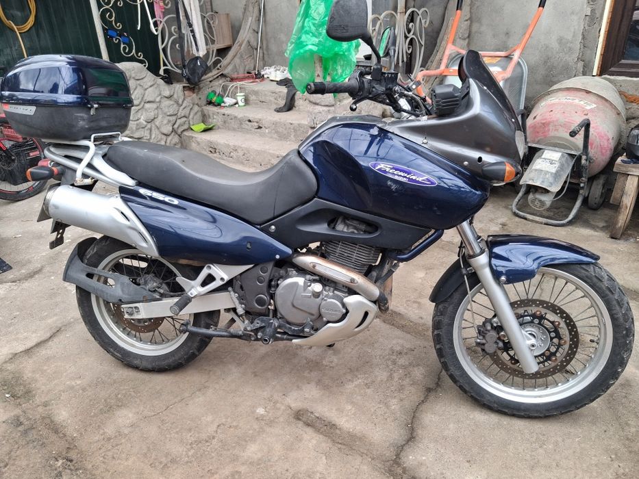 СУЗУКИ Freewind 650